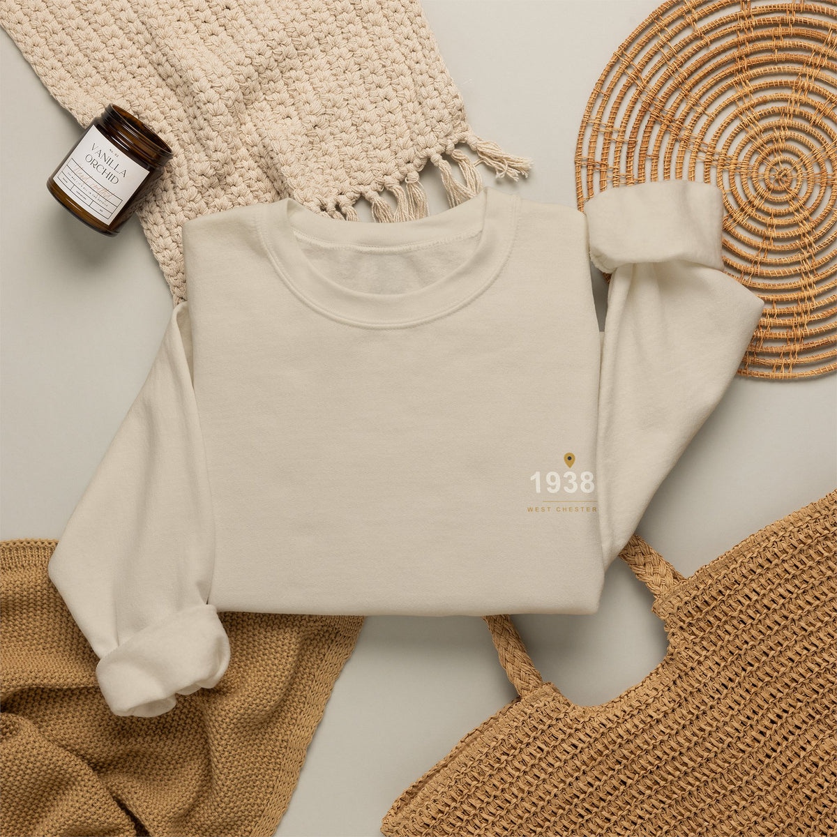 19382 Crewneck